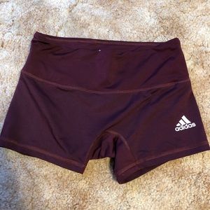 Medium Adidas spandex short